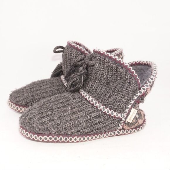 Muk Luks Gray Women's Bootie Slippers with Tassels - Picture 1 of 10
